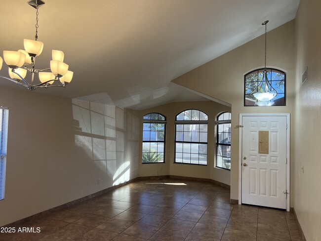 Building Photo - 16646 N 59th Pl