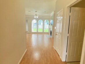 Building Photo - 20723 Spring Rose Dr