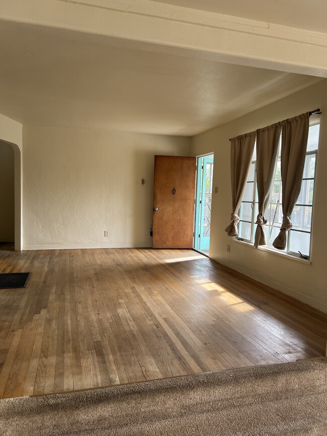 Front Room - 1215 Morelia St