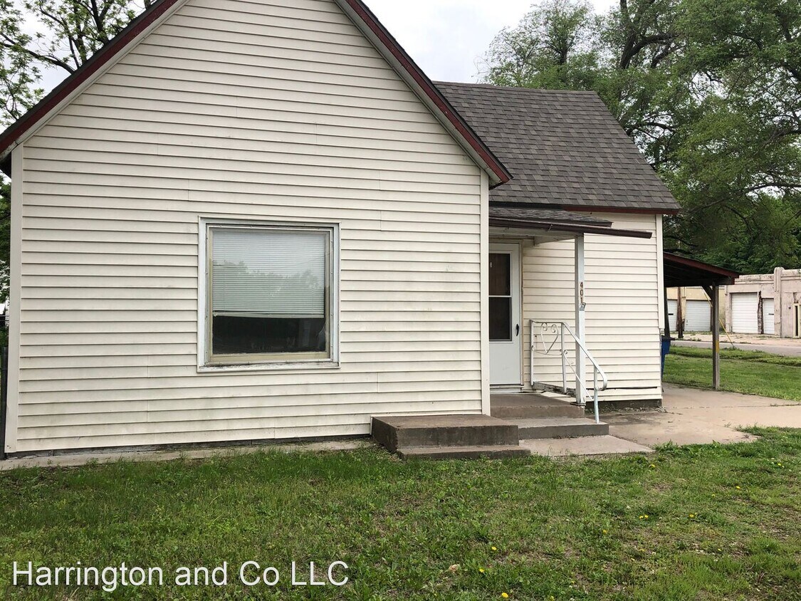 Primary Photo - 2 br, 1 bath House - 401 E. Broadway