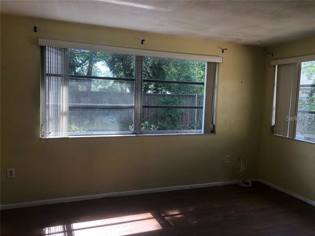 Building Photo - 6227 Airmont Dr