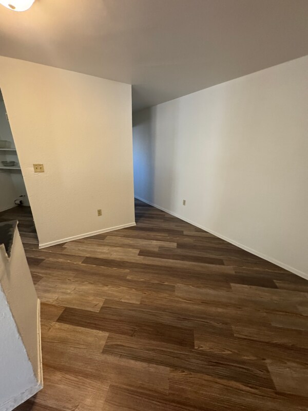 Foto del edificio - 1141 Ranger St