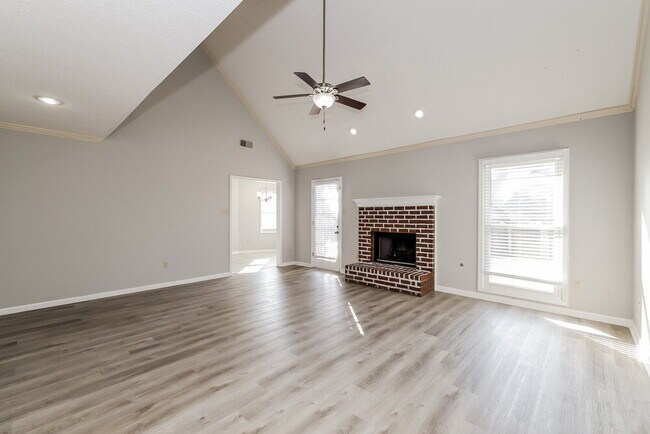 Building Photo - 2641 Hearth Stone Dr