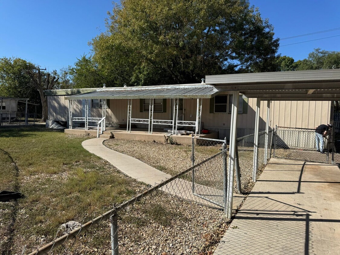 Photo - 8455 Northmont Dr (San Antonio, TX)