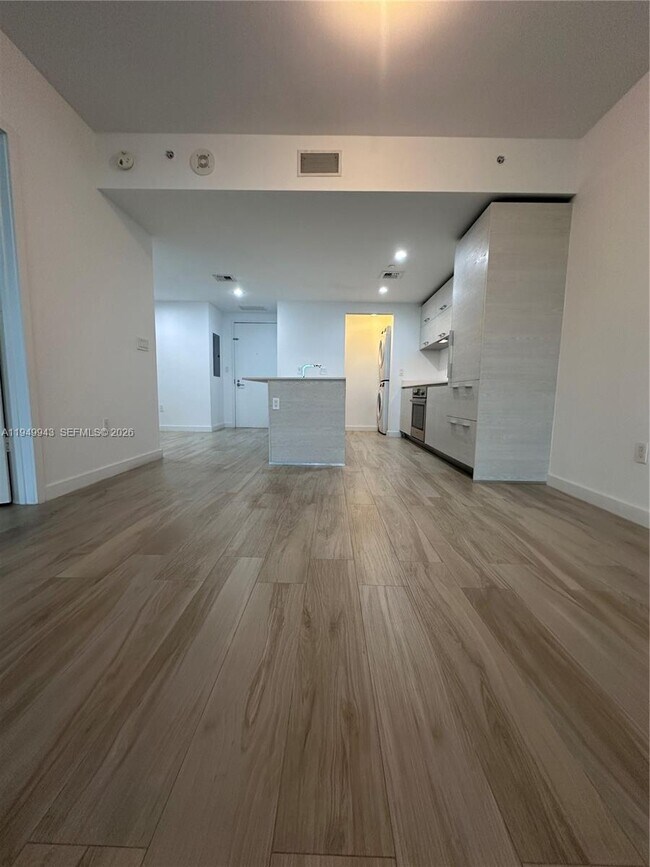 Foto del edificio - 1300 S Miami Ave