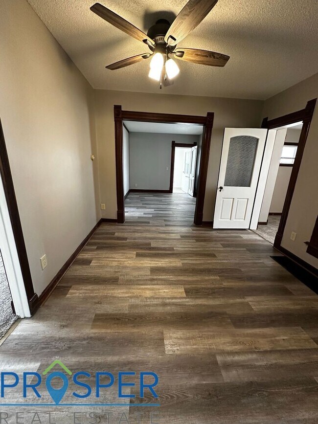 Building Photo - WO647X