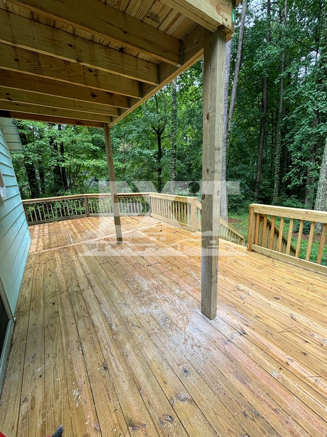 Building Photo - Charming 3 Bed 1.5 Bath Home in Bracey, VA