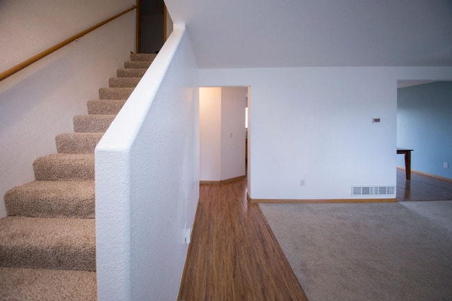 Building Photo - 4154 La Junta Dr