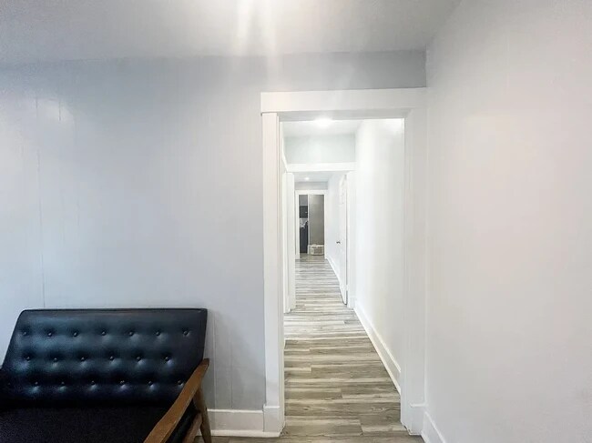 Foto del edificio - 5836 Phillips Ave