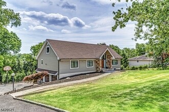 Building Photo - 136 Carlough Rd