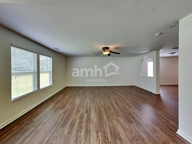 Building Photo - 2706 Spring Breeze Way