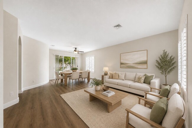 Foto del edificio - 8895 Chestnut Ridge Way