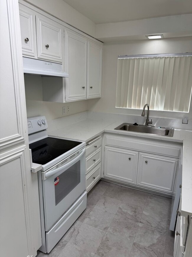 Interior Photo - Peninsula Villas