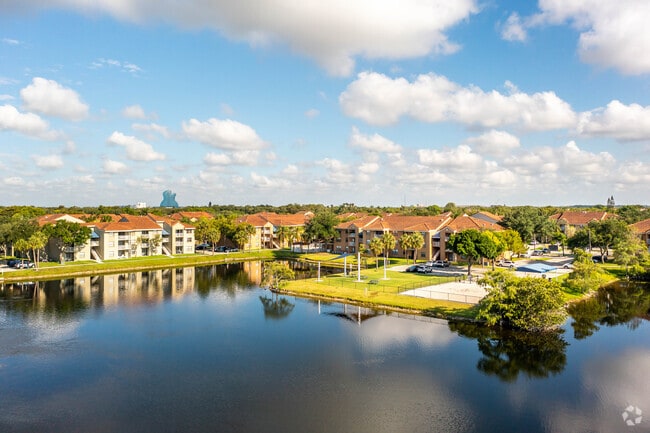 Building Photo - La Vue at Emerald Pointe