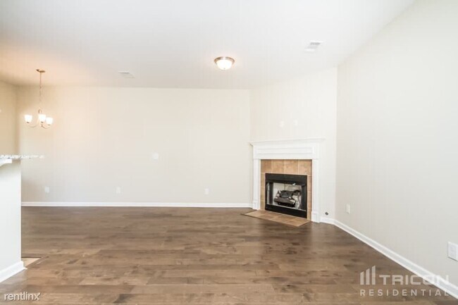 Building Photo - 2275 Cason Ln