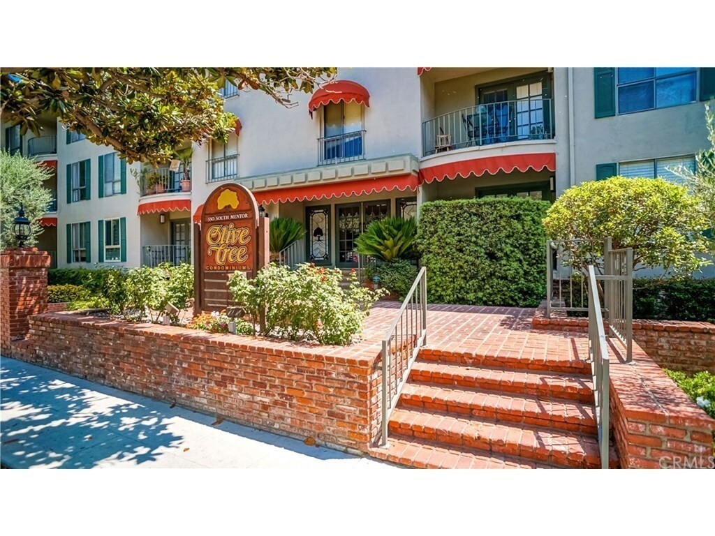 Foto principal - 330 S Mentor Ave