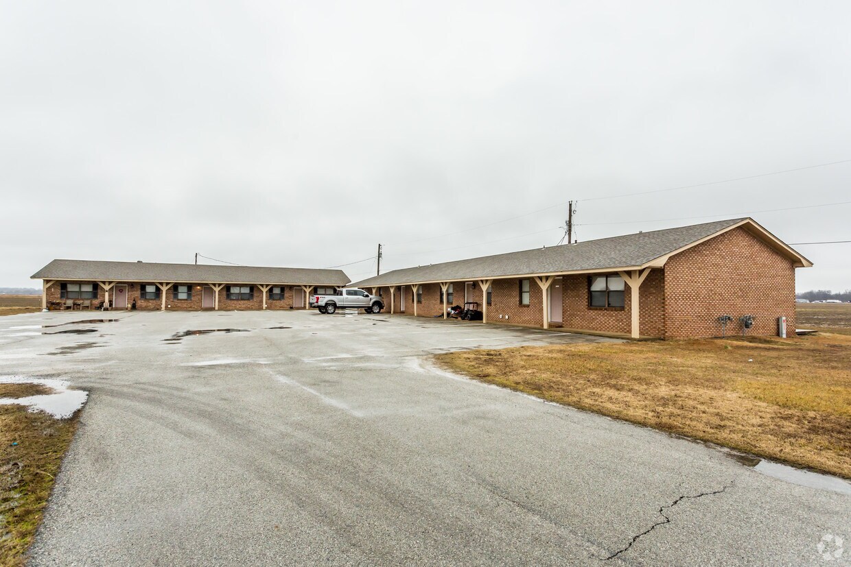 Foto del edificio - 5300 E Highland Dr