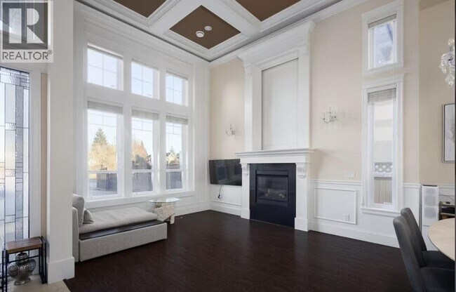 Building Photo - 103xx Shell Rd