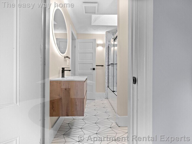 Building Photo - 39 Hancock St