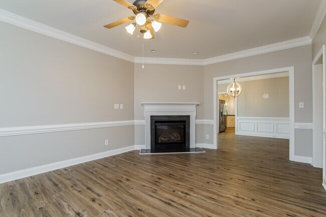 Foto del edificio - 239 Kintyre Dr