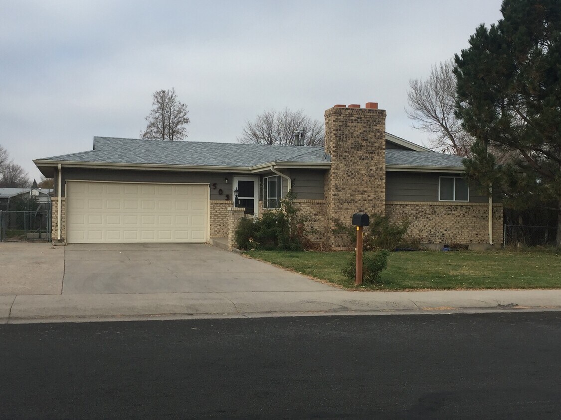 Foto del edificio - Beautiful 3 Bedroom, 2 Bath Ranch in West ...