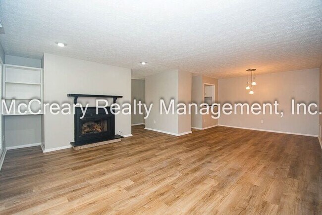 Foto del edificio - 1202 Wynnes Ridge Cir