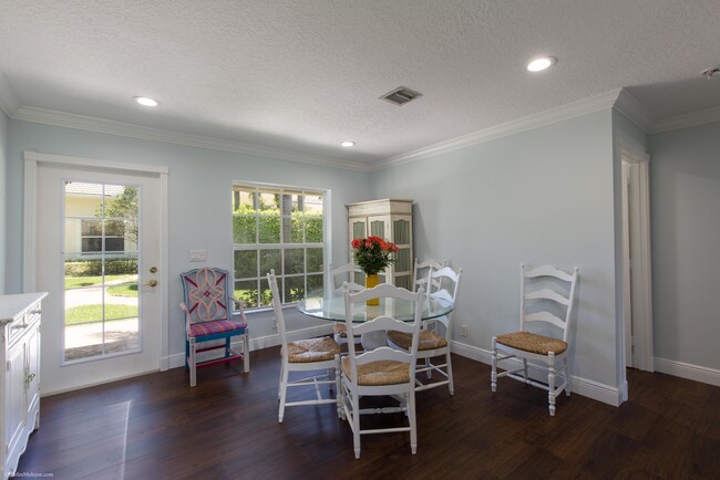 Building Photo - 14533 Equestrian Way