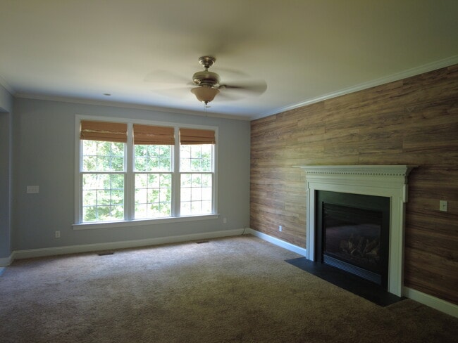 Foto del edificio - 600 Deacon Ridge St