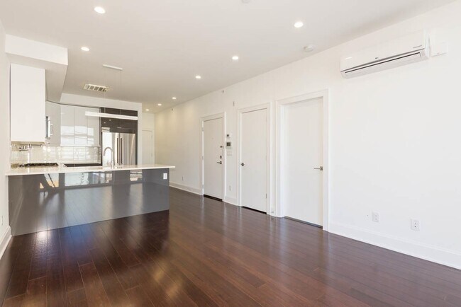 Foto del edificio - 129 Brunswick St