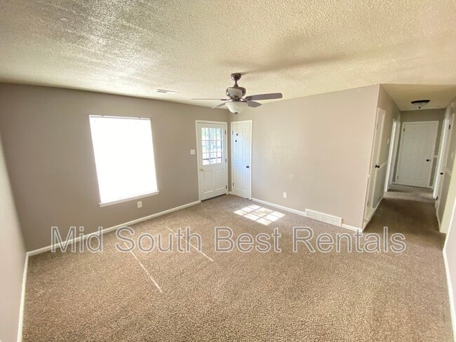 Building Photo - 5126 Breckenwood Dr