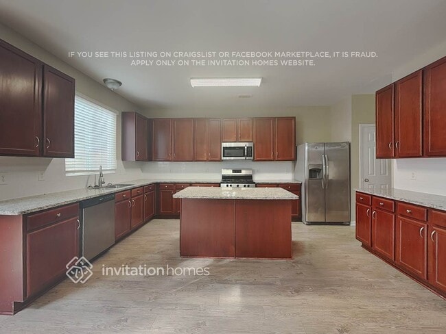 Foto del edificio - 134 Parkmont Way