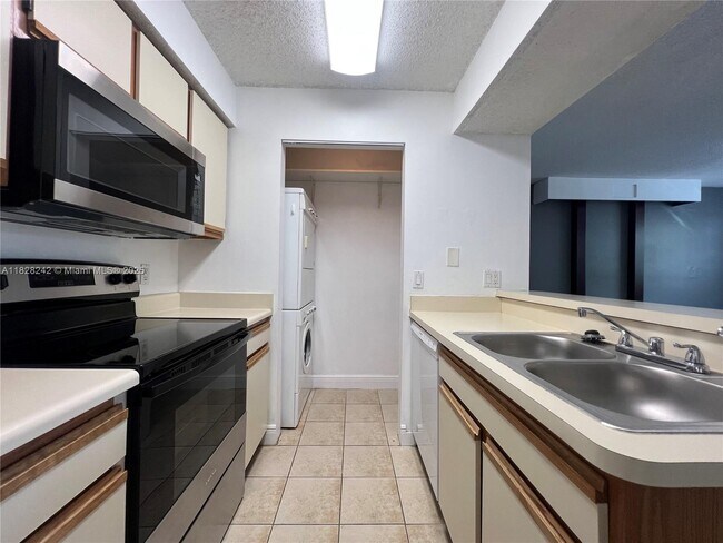 Foto del edificio - 1227 SW 46th Ave