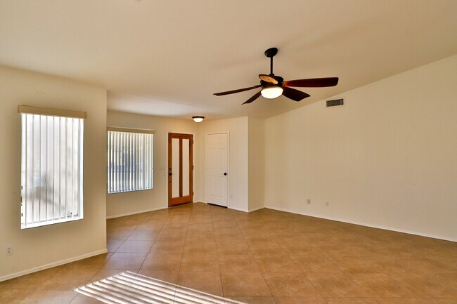 Building Photo - 3514 E Melody Dr