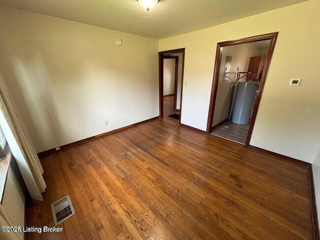 Foto del edificio - 141 E Harrison Ave