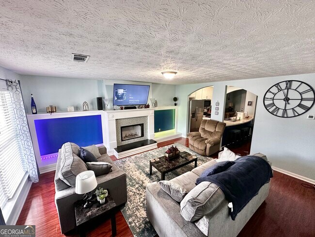 Foto del edificio - 3353 Medina Dr