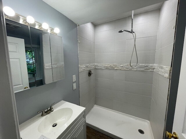 Foto del edificio - "Spacious 5-Bedroom Haven in Harrisburg – ...
