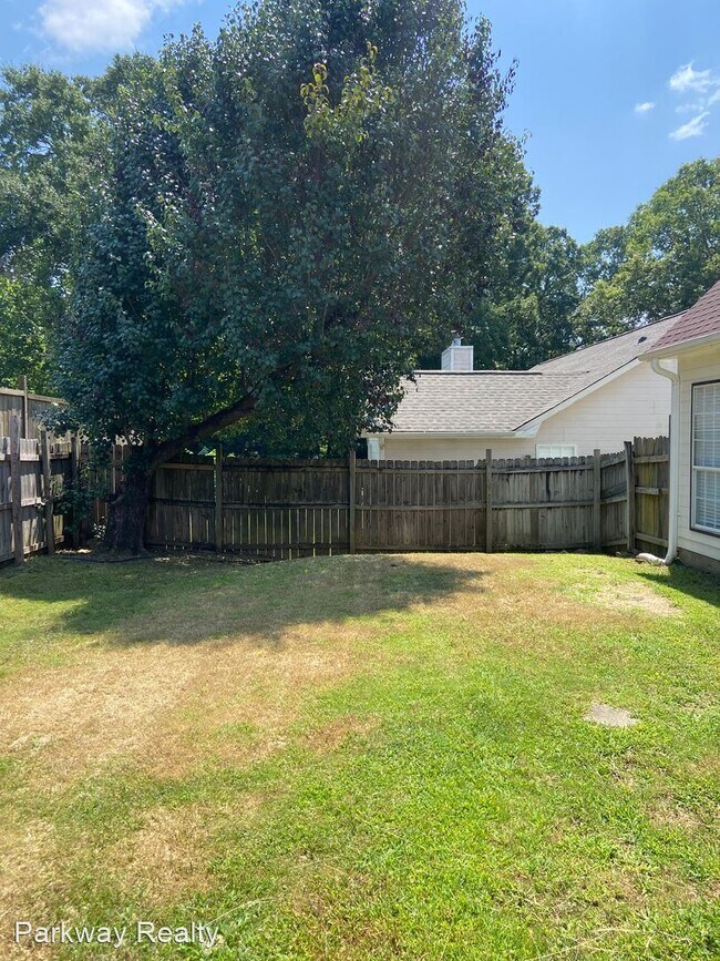 Foto del edificio - 3 br, 2 bath House - 2032 King Charles Place