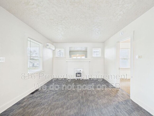 Foto del edificio - 4028 E 68th Terrace