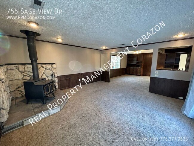 Foto del edificio - 755 Sage View Dr