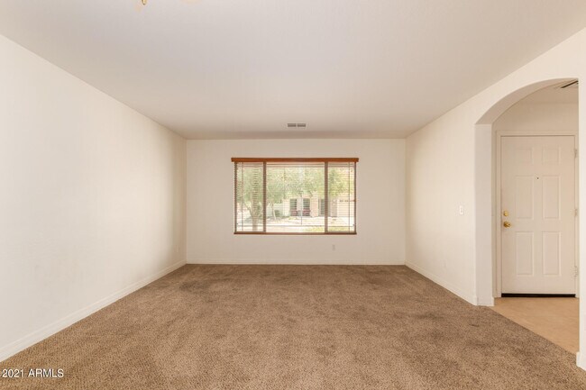 Foto del edificio - 2318 W Peak View Rd
