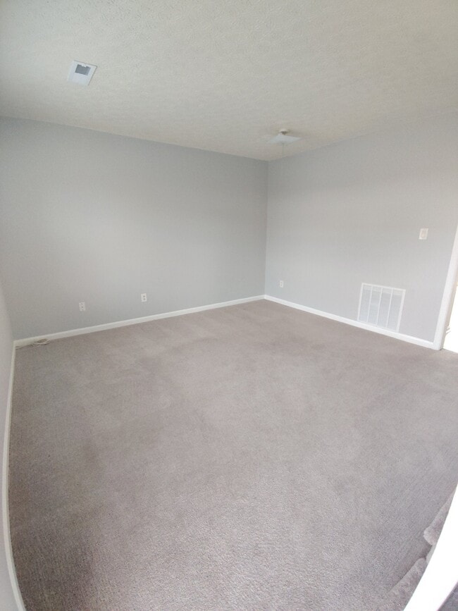 Building Photo - 16 Duiguid Dr