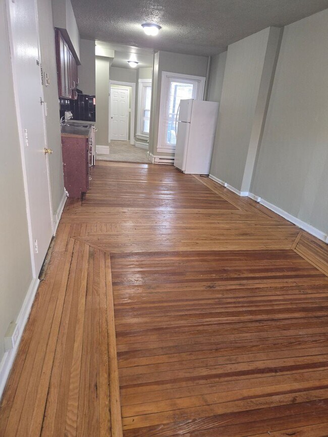 Foto del edificio - 103 S Madison St