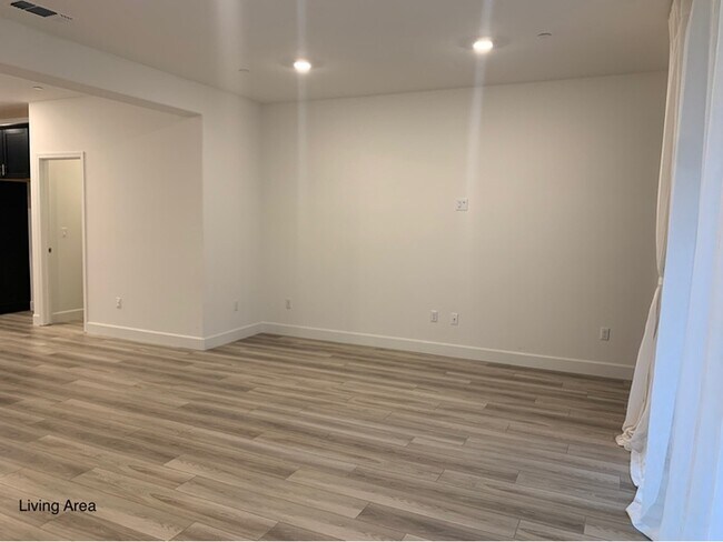 Building Photo - Beautiful, Newer Home at 7824 Nutmeg - Ant...
