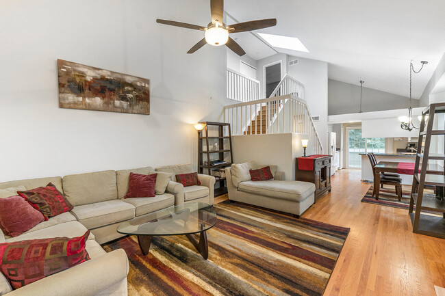 Foto del edificio - 6611 Chimney Sweep Ct