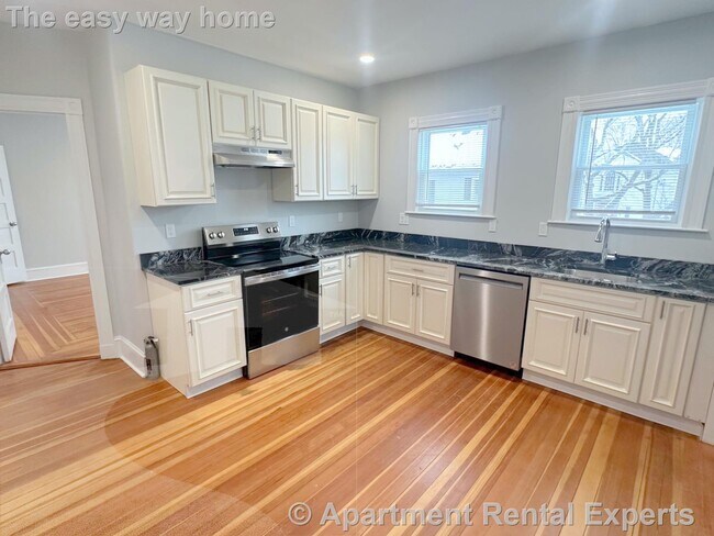 Photo - 314 Massachusetts Ave Unit #2 Apartment