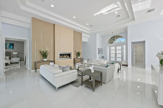 Foto del edificio - 8988 Lakes Blvd