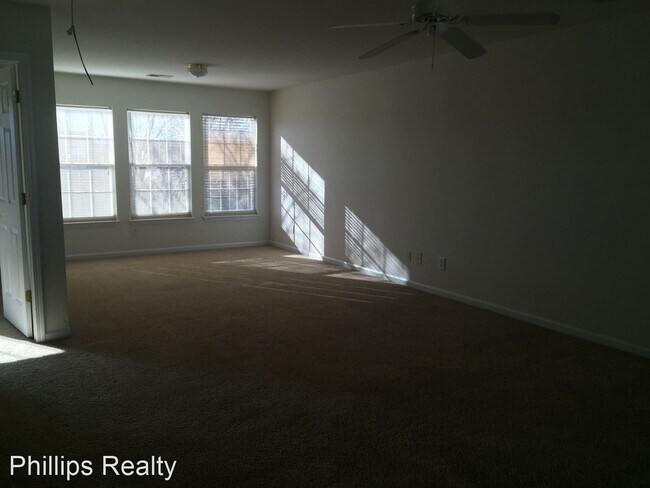 Building Photo - 3 br, 2.5 bath House - 1404 Harvester Circle