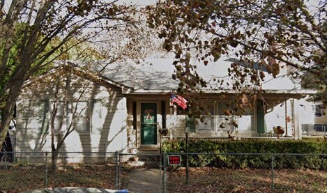 Primary Photo - 602 W 6th St