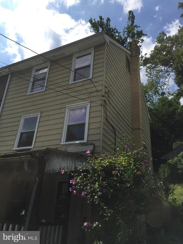 1139 Valley Station Rd, Coatesville, PA 19320 House Rental in