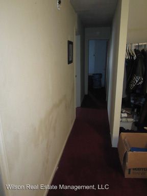 Building Photo - 209 S Naches Ave